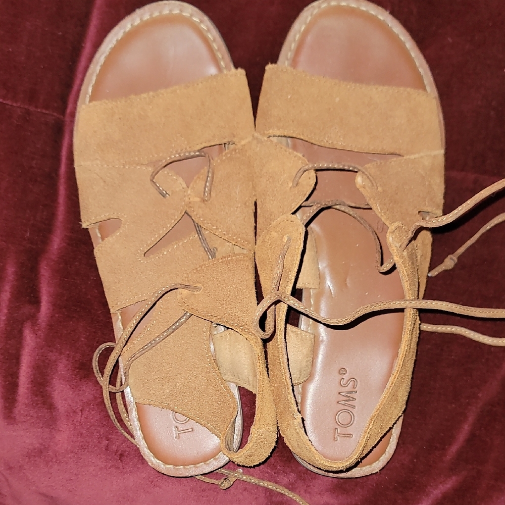 TOMS Women's Tan Suede Gladiator Sandals